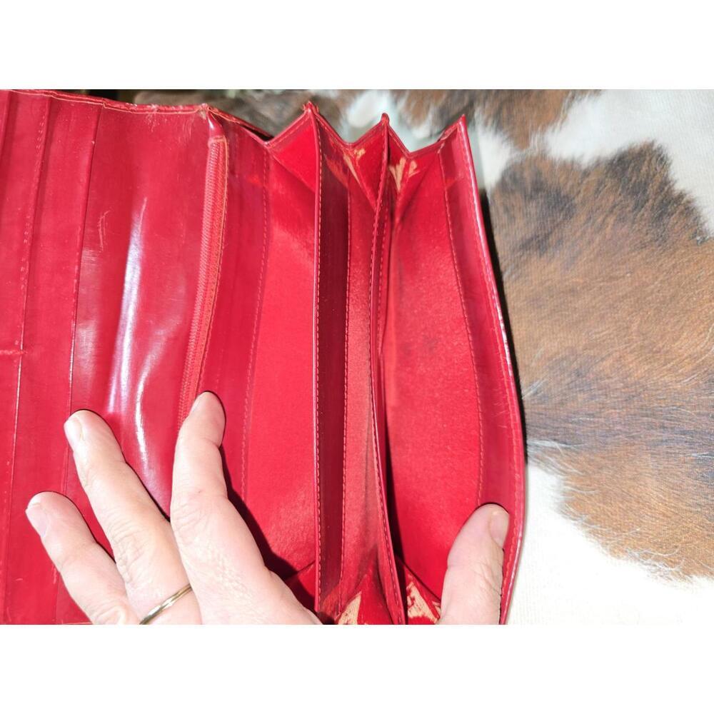 Red Prada Wallet - Picture 11 of 14